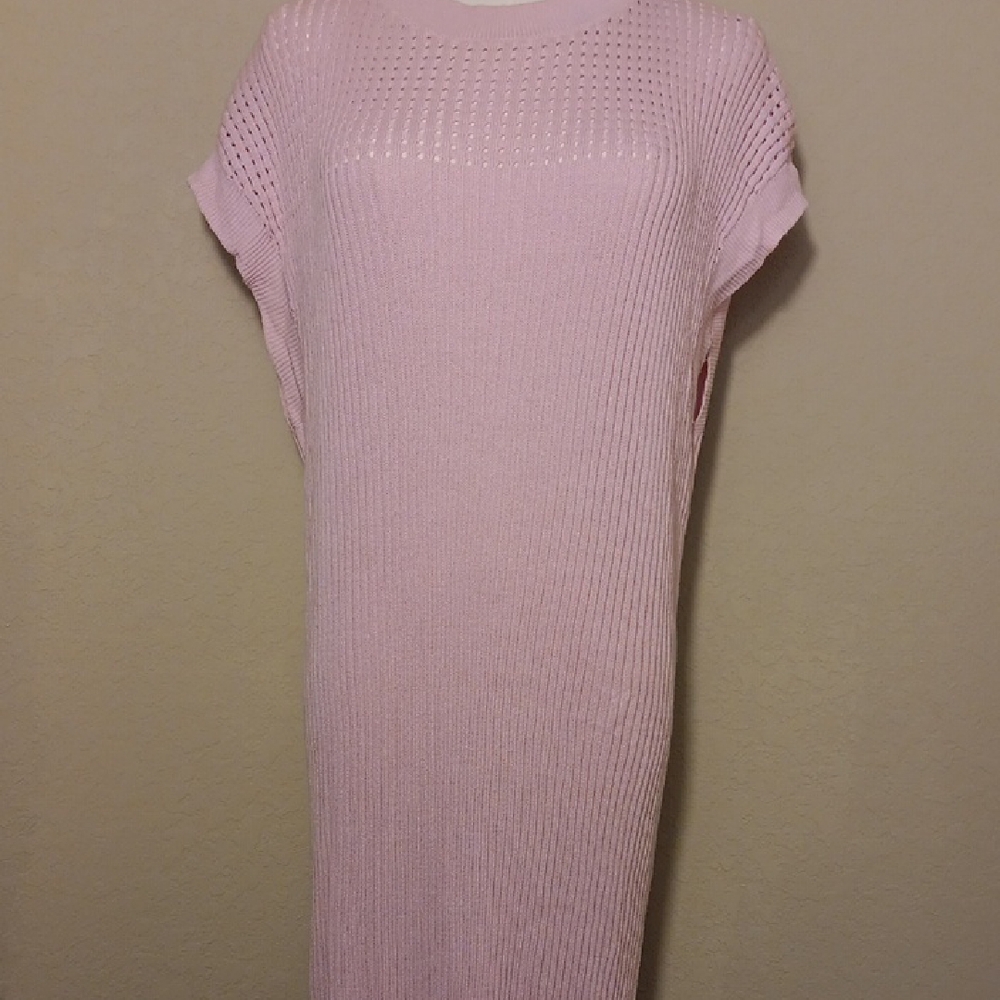 NWOT! Beautiful Pink Knit Maxi Dress - Picture 3 of 12